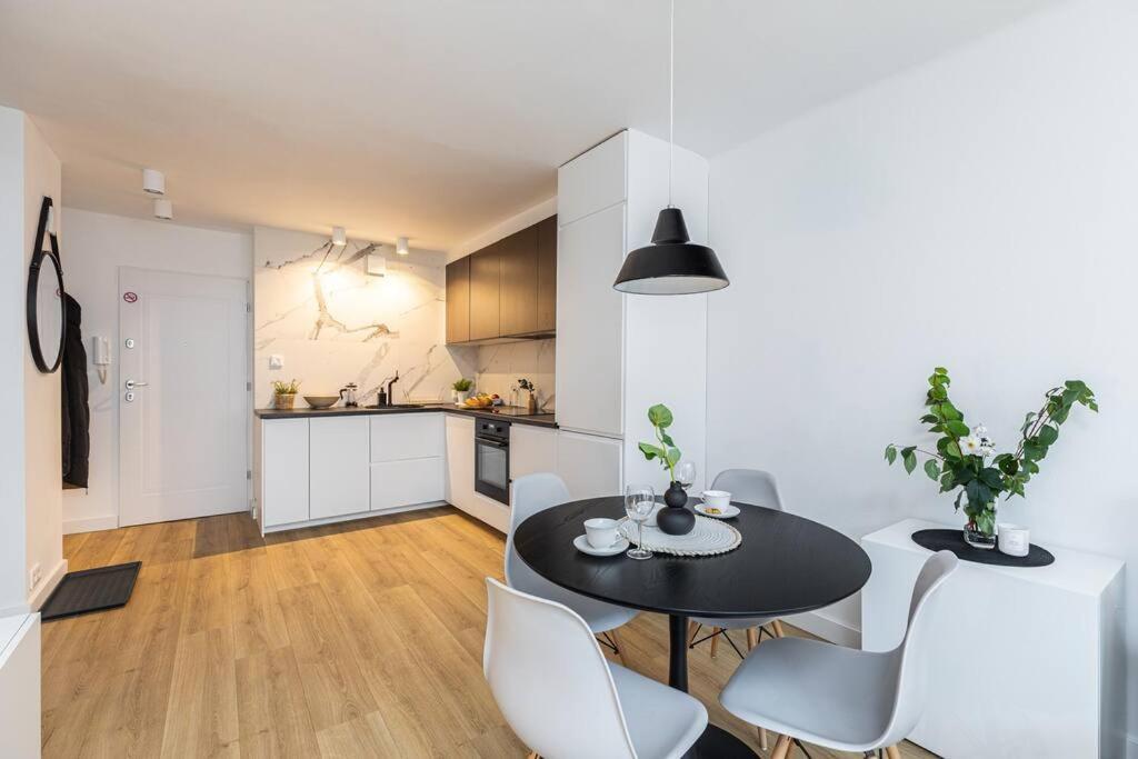 Superapart Jana Pawla Ii, Apt 302 Cozy Urban Retreat, Perfect For Couples Warschau Buitenkant foto